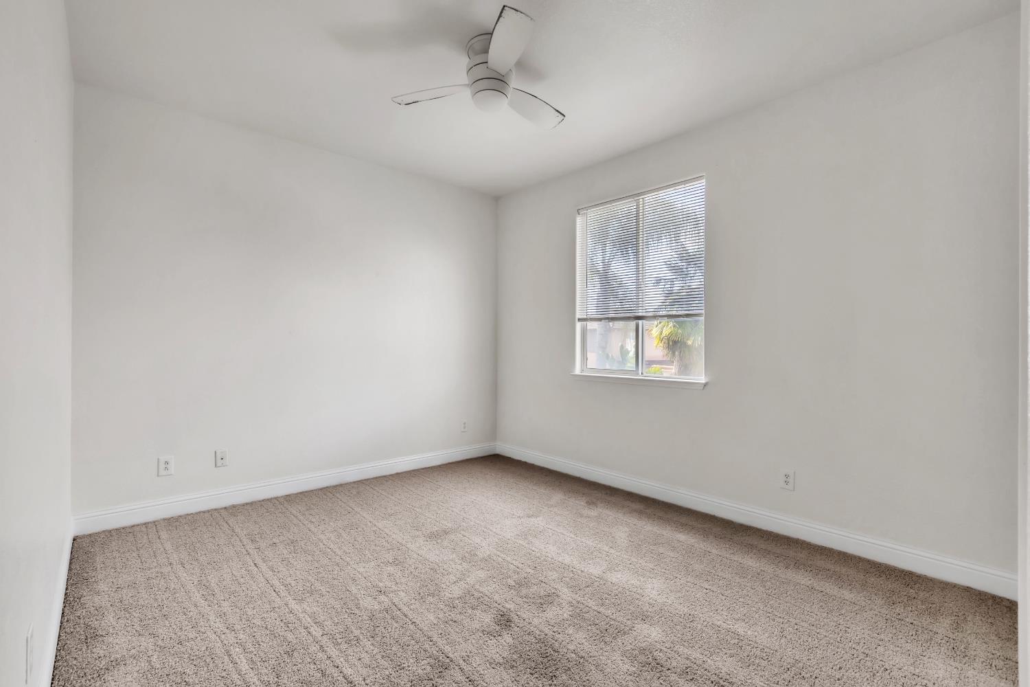 3329 Vancouver Dr, Modesto, CA 95355