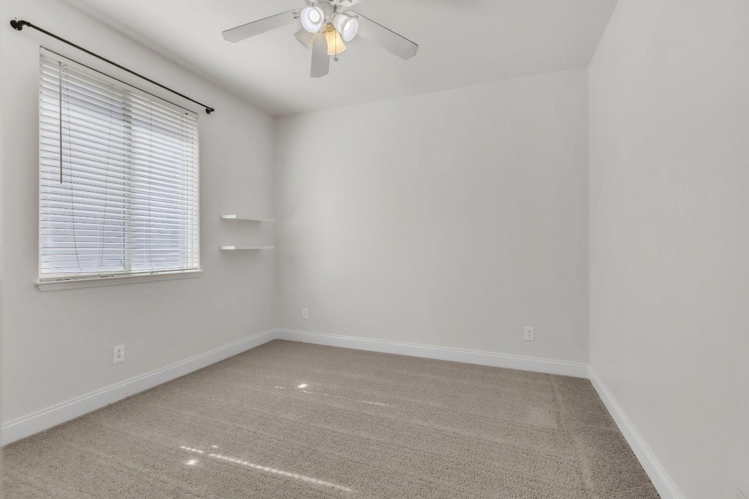 3329 Vancouver Dr, Modesto, CA 95355