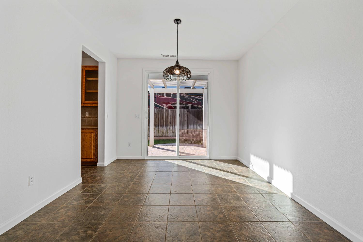 1434 Augusta Pointe Dr, Ripon, CA 95366