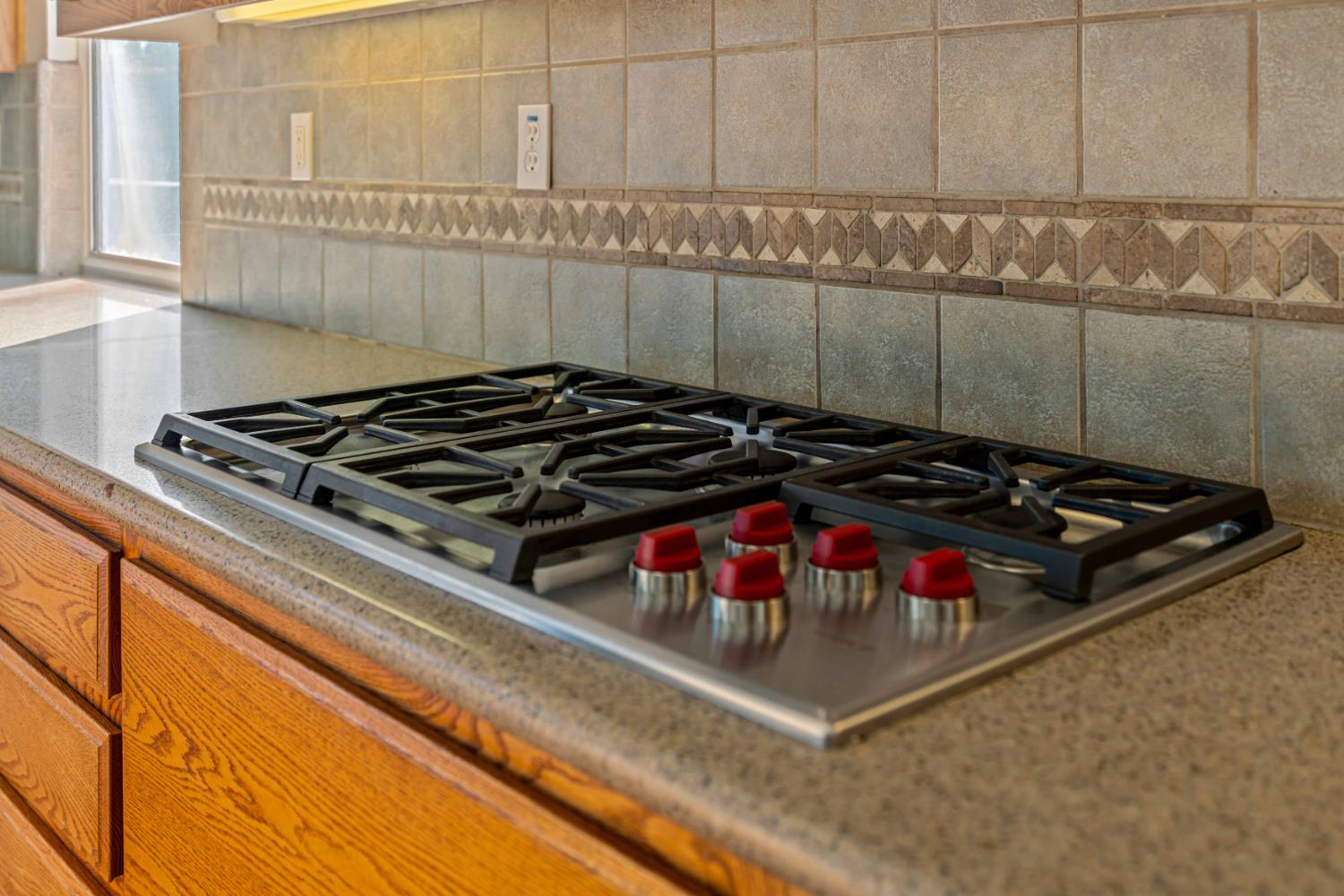 1434 Augusta Pointe Dr, Ripon, CA 95366