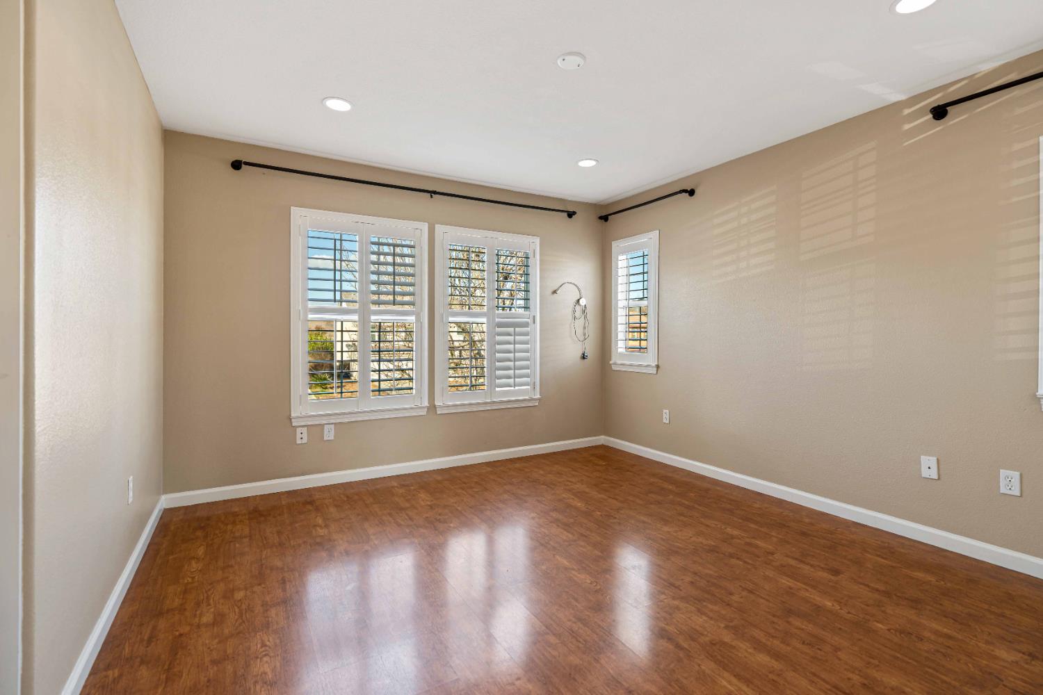 1434 Augusta Pointe Dr, Ripon, CA 95366