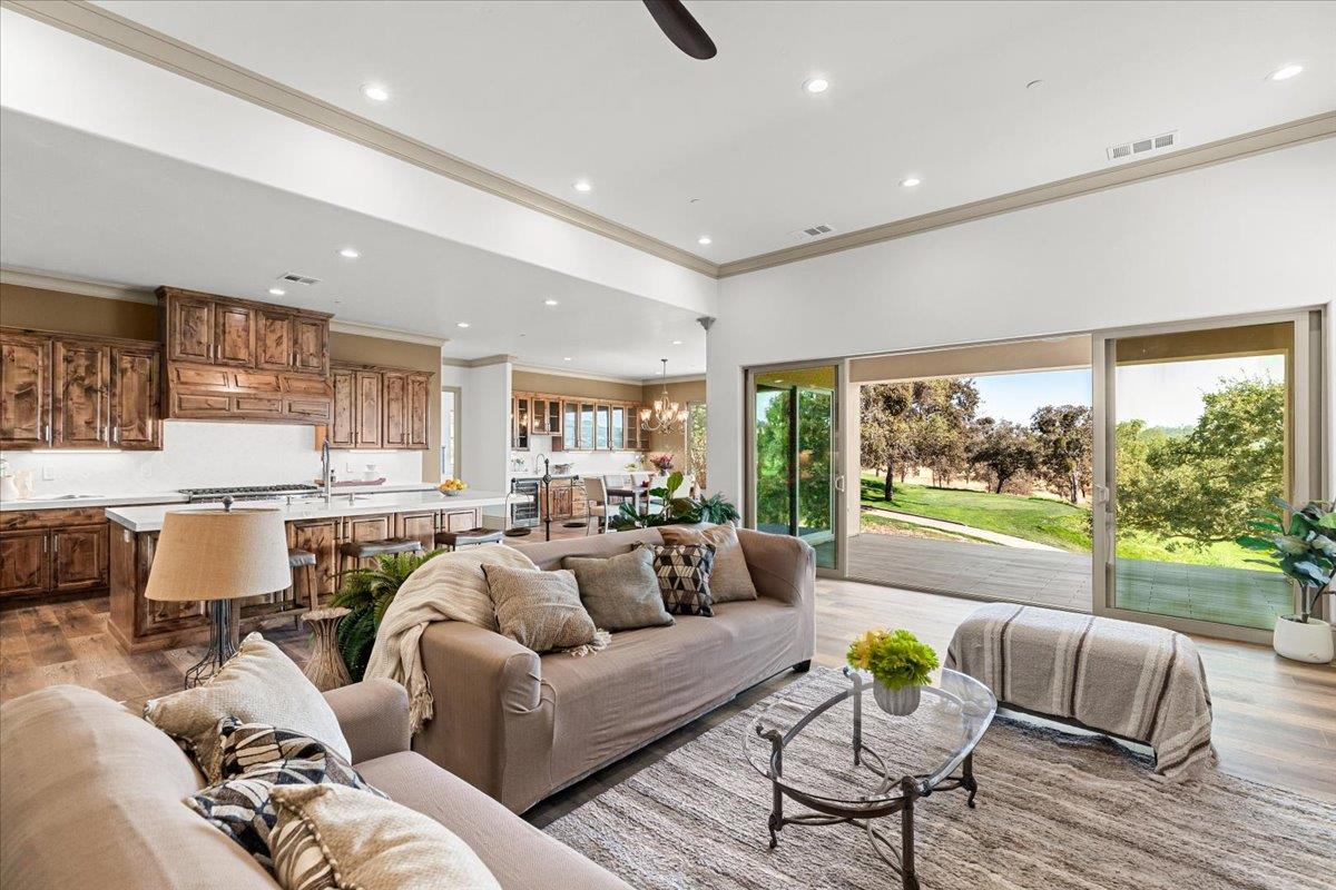 467 Knolls Dr #161, Copperopolis, CA 95228