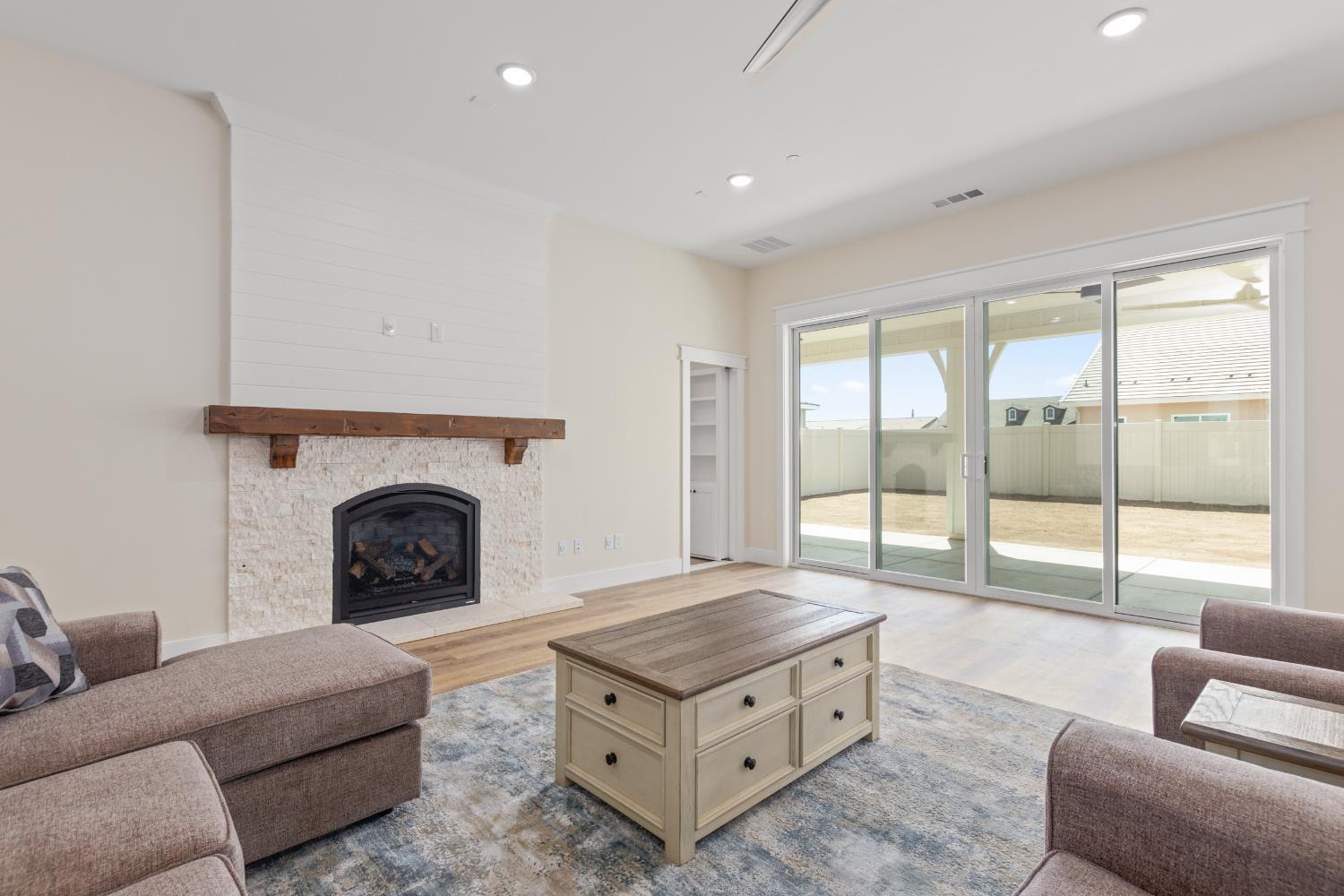 2119 Via Bella, Oakdale, CA 95361