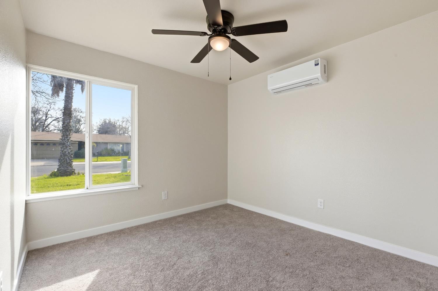 1025 Fish Dr, Modesto, CA 95351