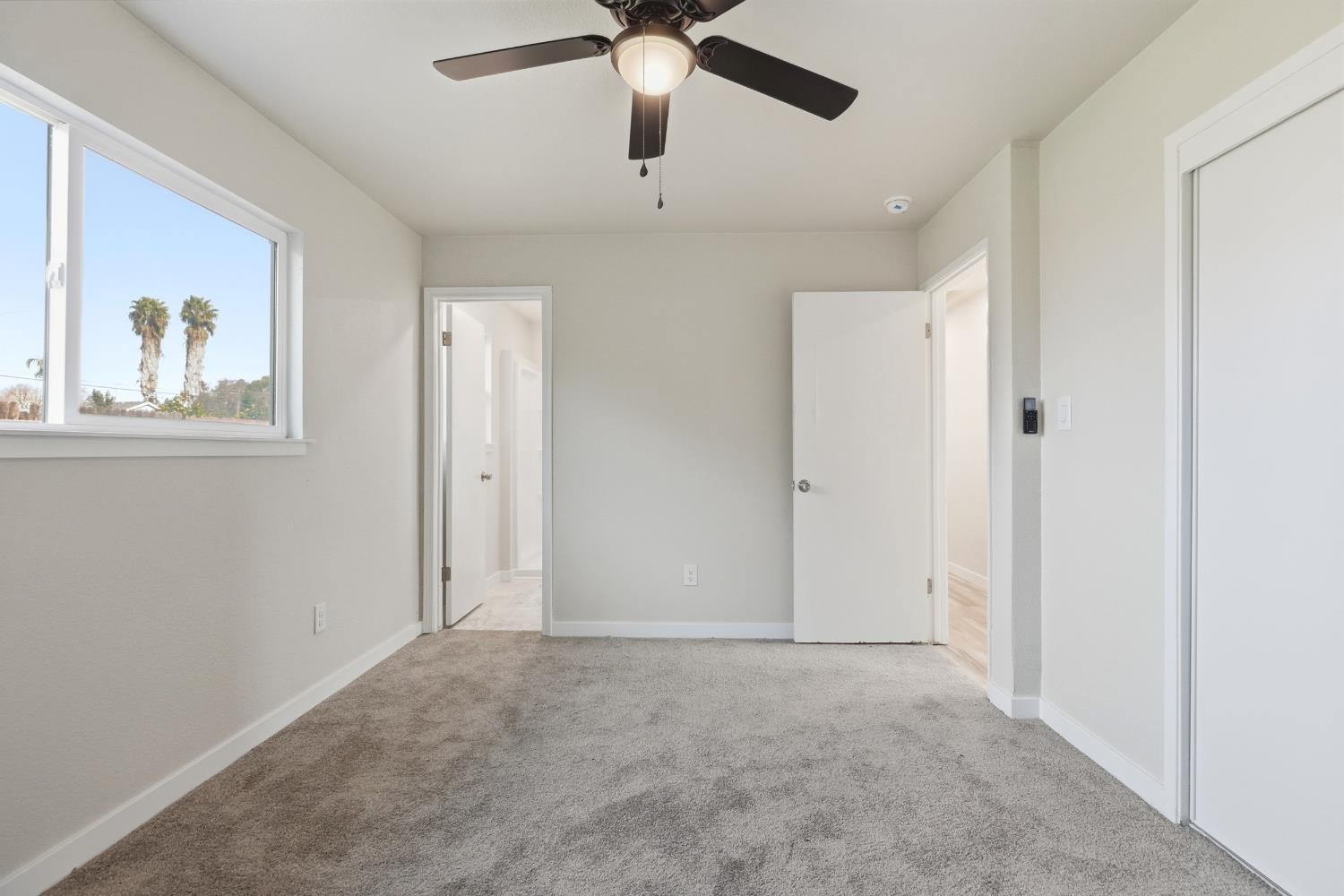 1025 Fish Dr, Modesto, CA 95351