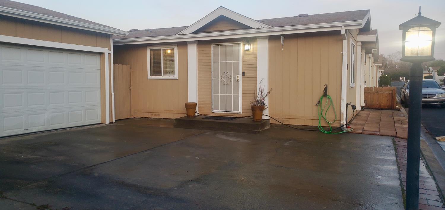 900 Old Stockton Rd #511, Oakdale, CA 95361