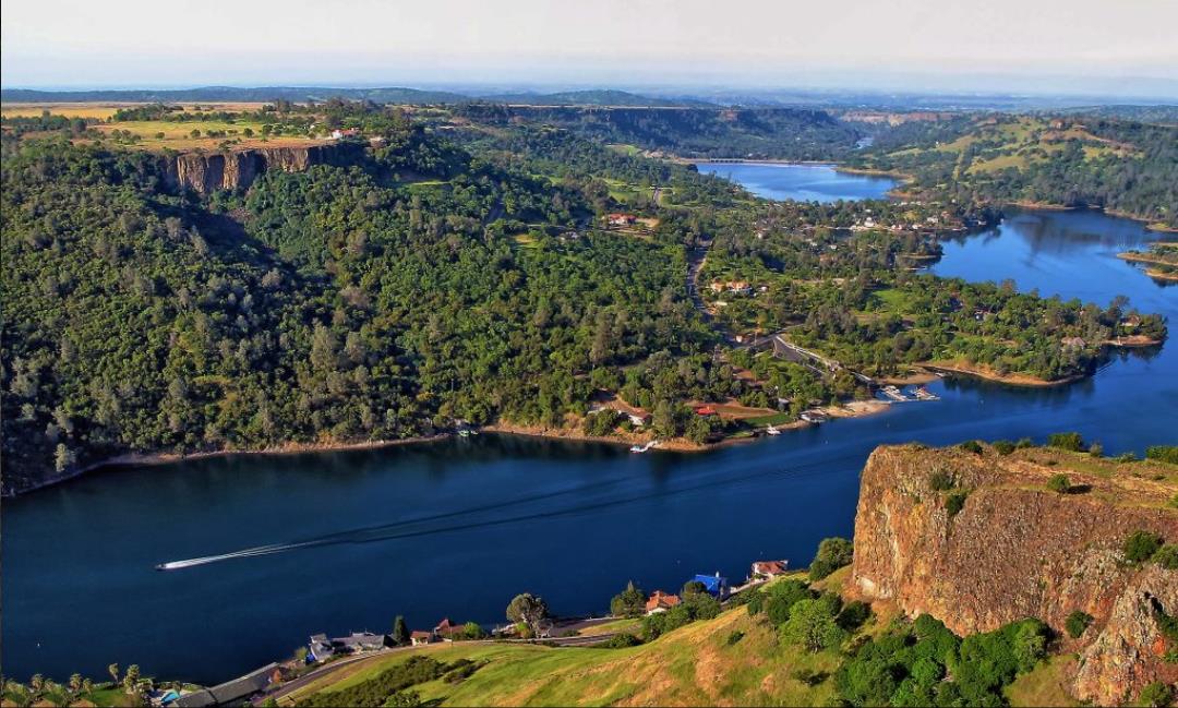 2307 Arrowhead St, Copperopolis, CA 95228