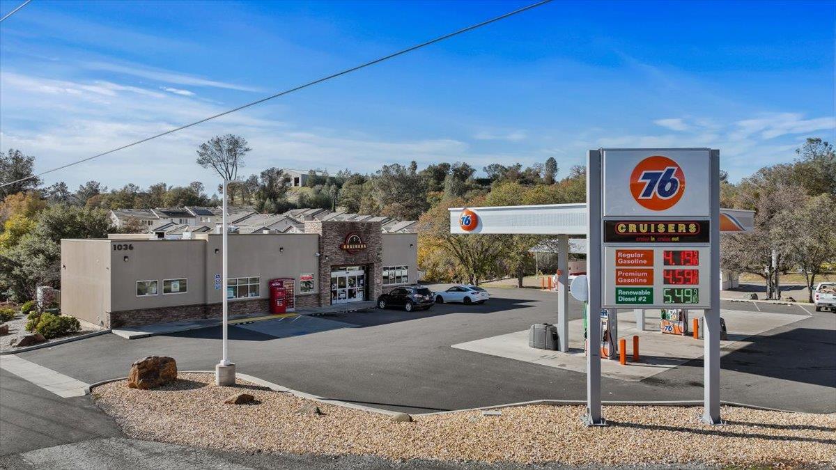 2307 Arrowhead St, Copperopolis, CA 95228