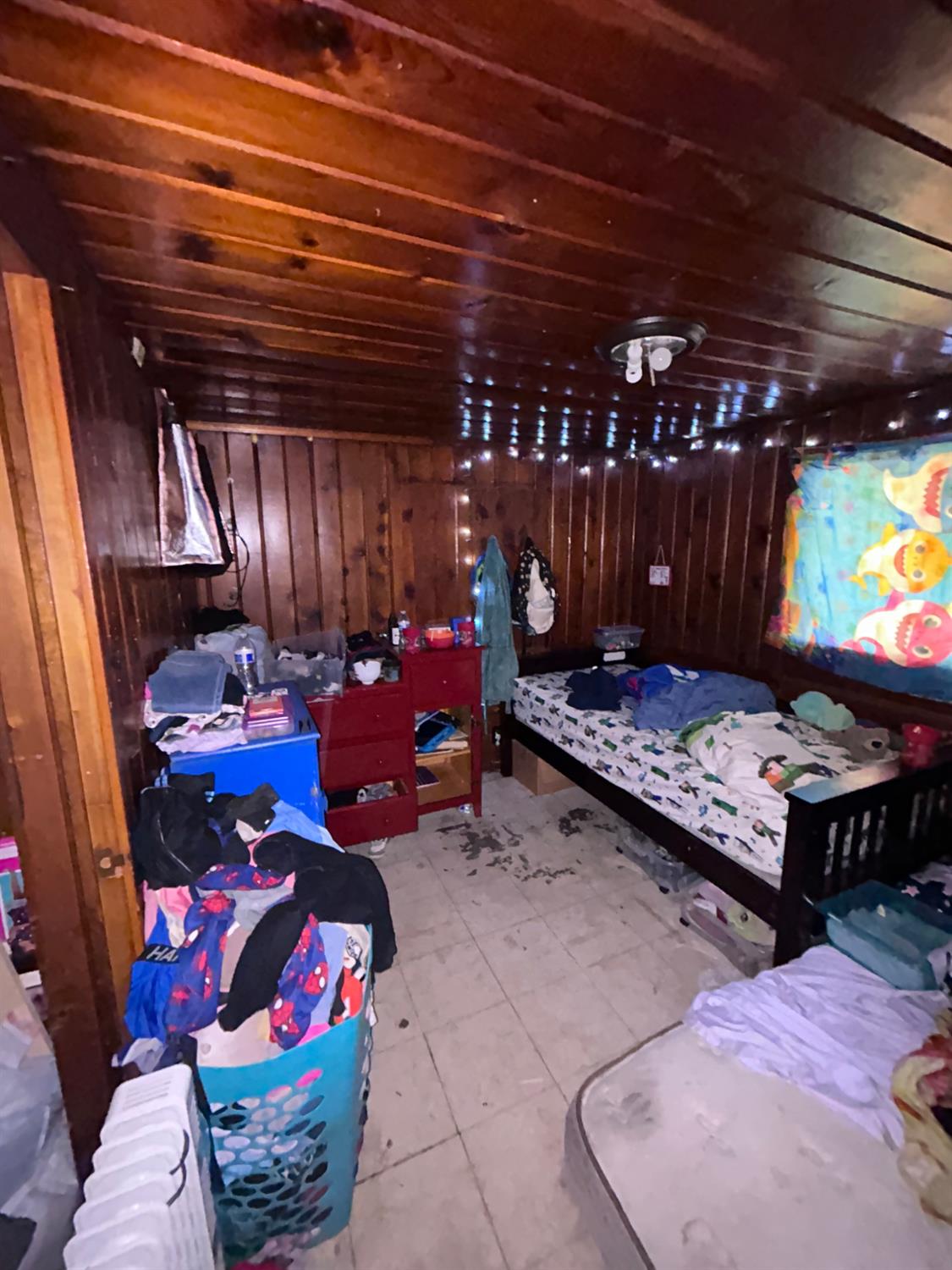 1820 Kenneth St, Modesto, CA 95351