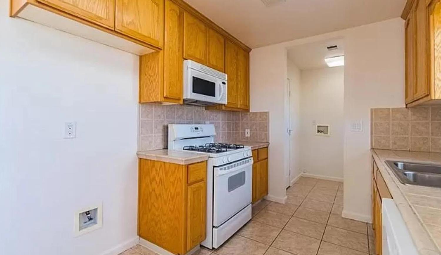 4449 Clausen Rd, Le Grand, CA 95333