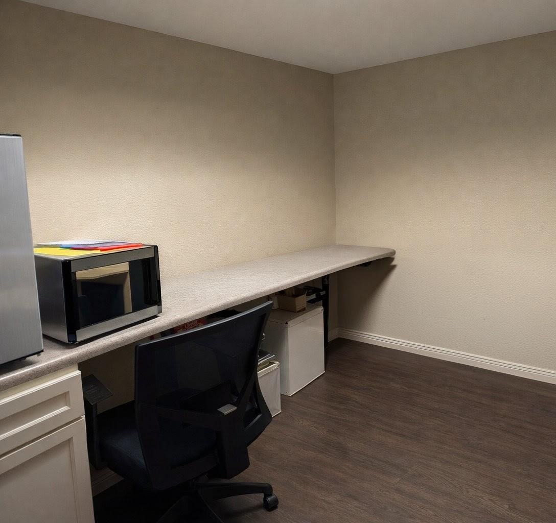 38 Copper Cove Dr #4, Copperopolis, CA 95228