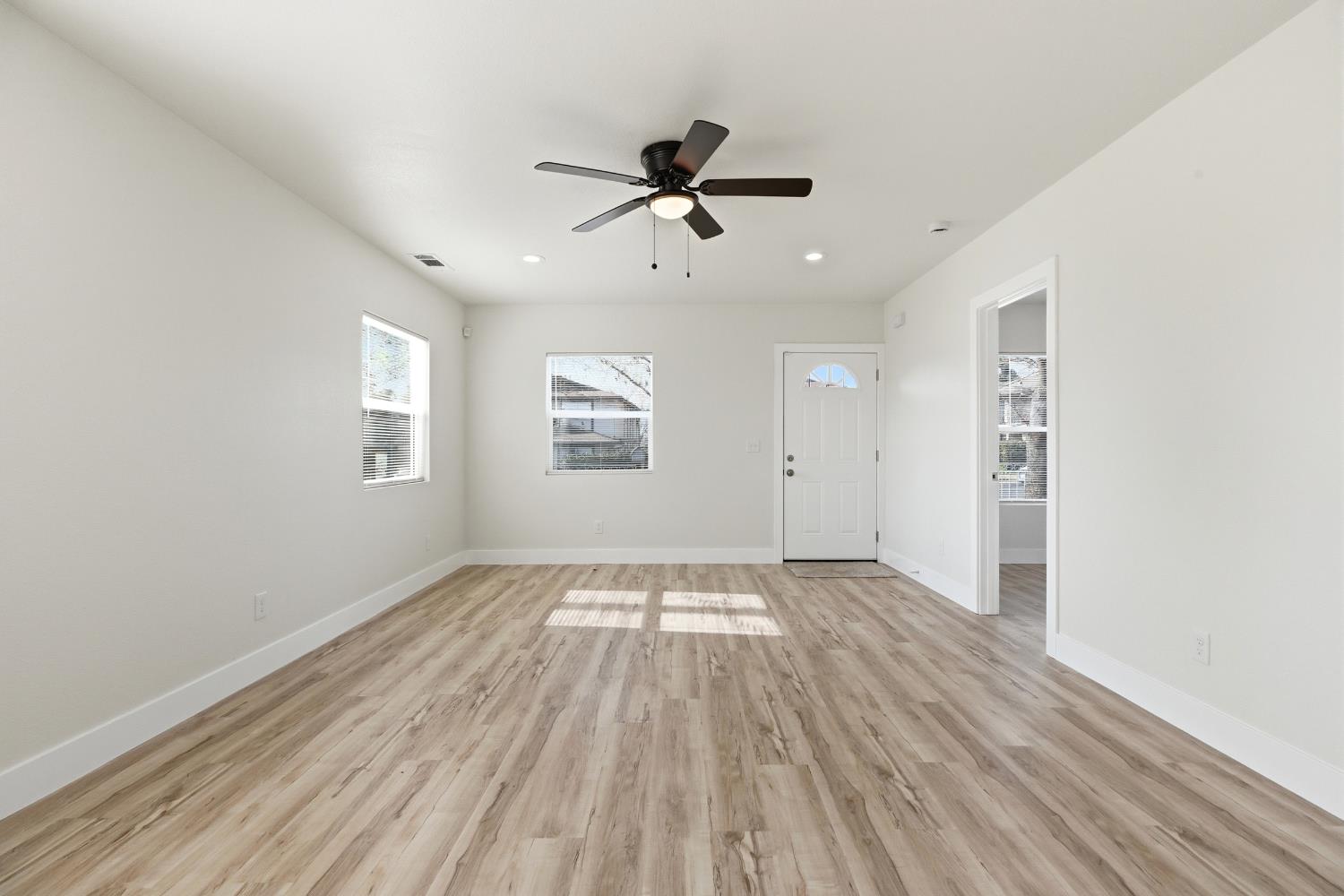 821 Sutter Ave, Modesto, CA 95351