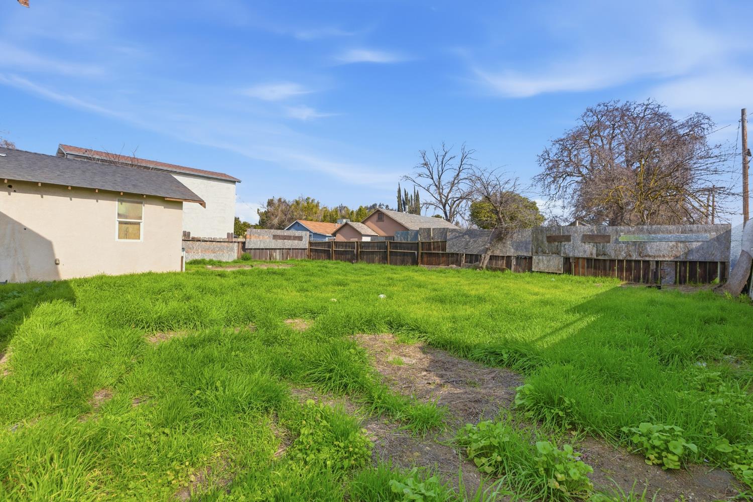 821 Sutter Ave, Modesto, CA 95351