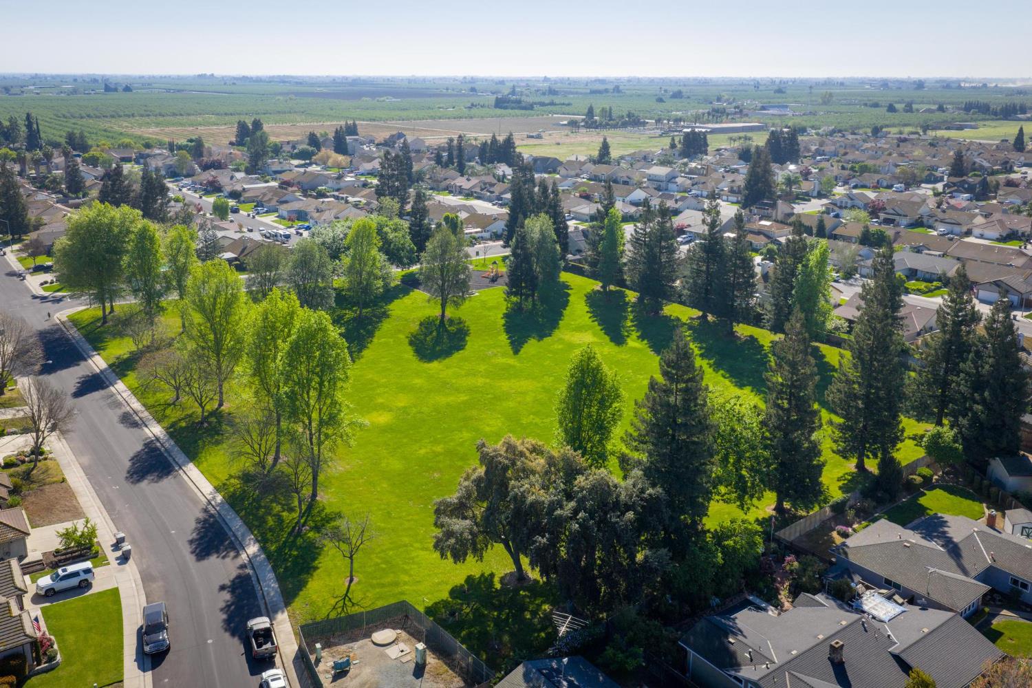 2290 Mission St, Escalon, CA 95320