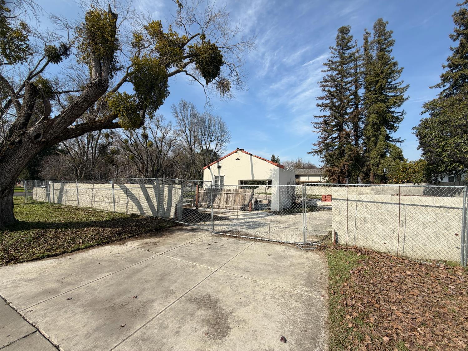 820 N Berkeley Ave, Turlock, CA 95380