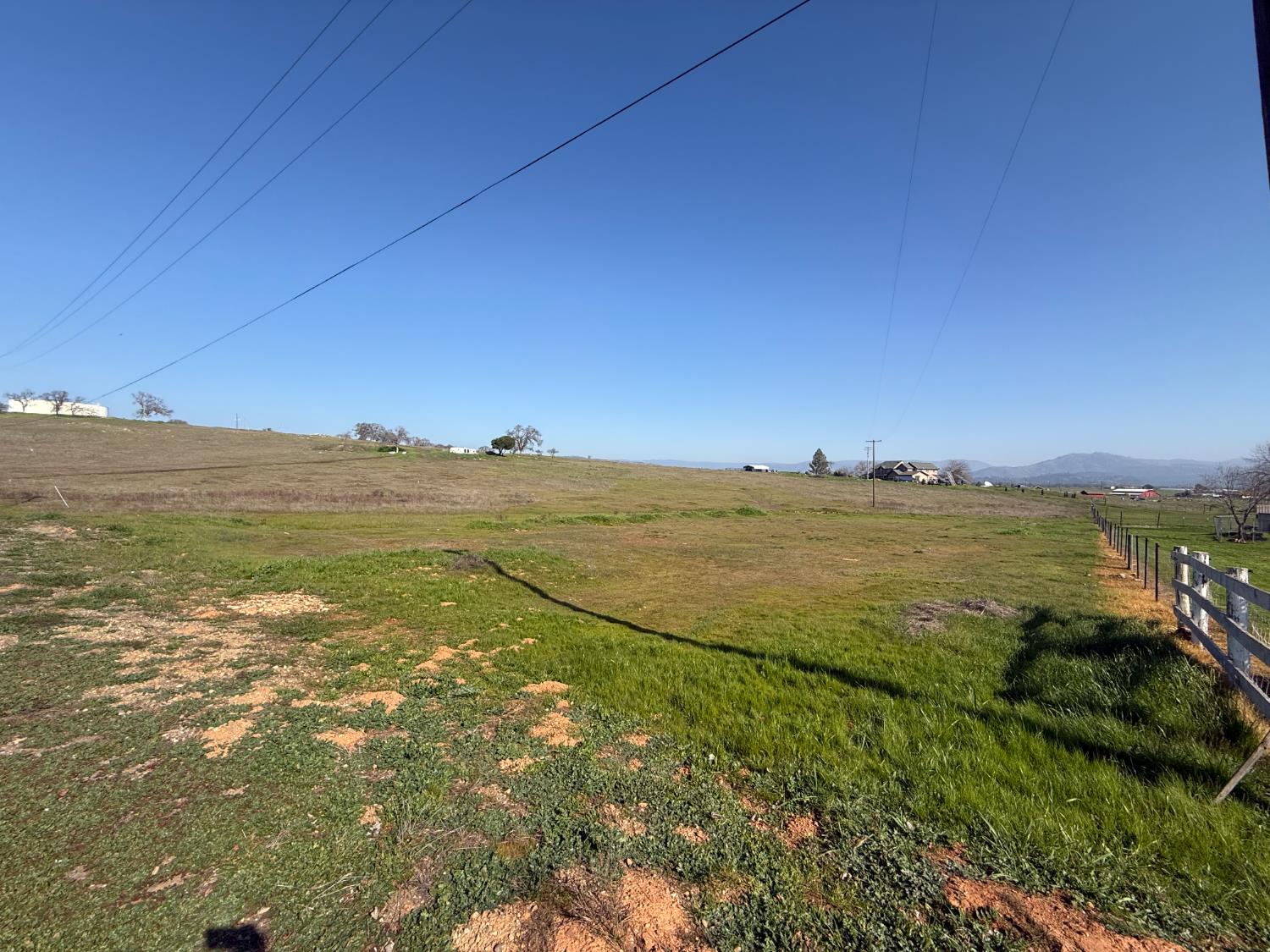 9668 Laredo St, La Grange, CA 95329