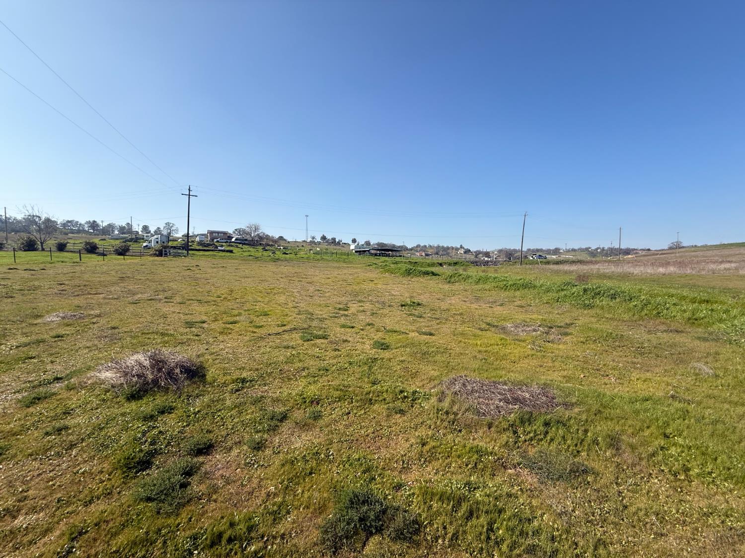 9668 Laredo St, La Grange, CA 95329