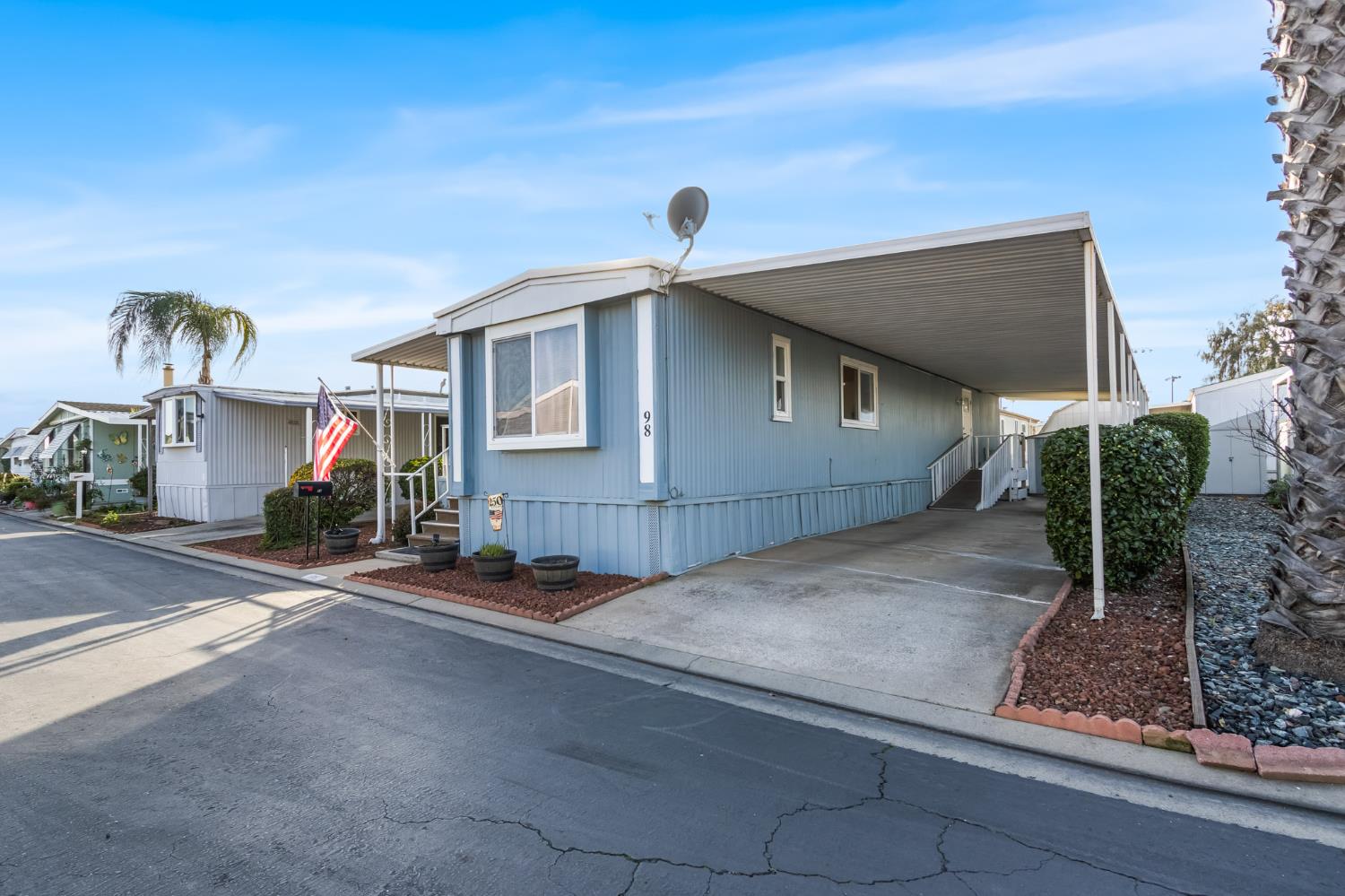 2240 Golden Oak Lane #98, Merced, CA 95341