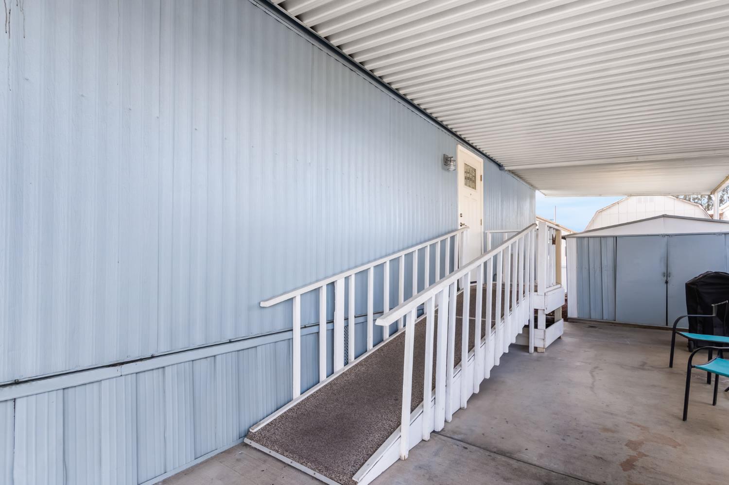 2240 Golden Oak Lane #98, Merced, CA 95341