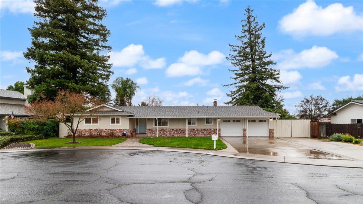 1912 Scarborough Ct, Modesto, CA 95355