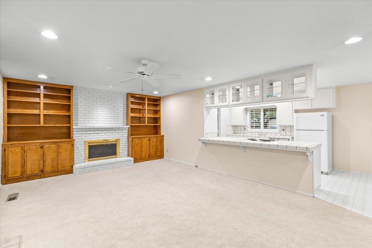 1912 Scarborough Ct, Modesto, CA 95355