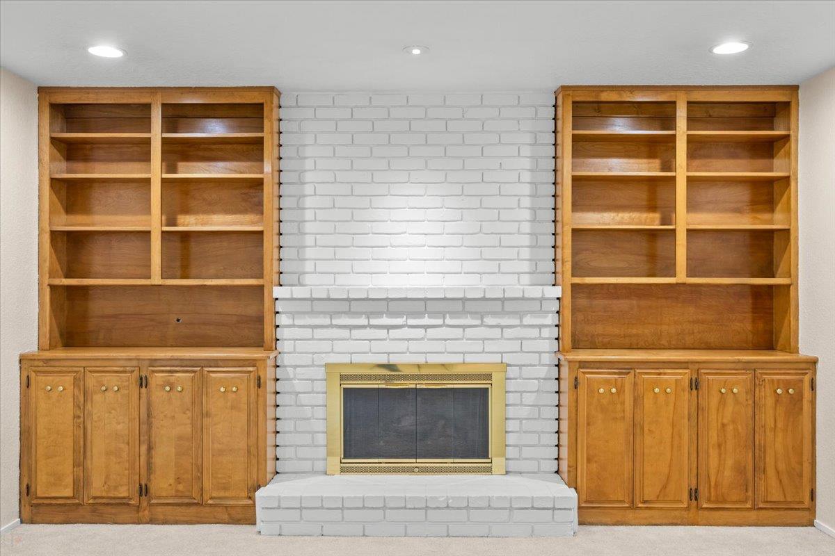 1912 Scarborough Ct, Modesto, CA 95355