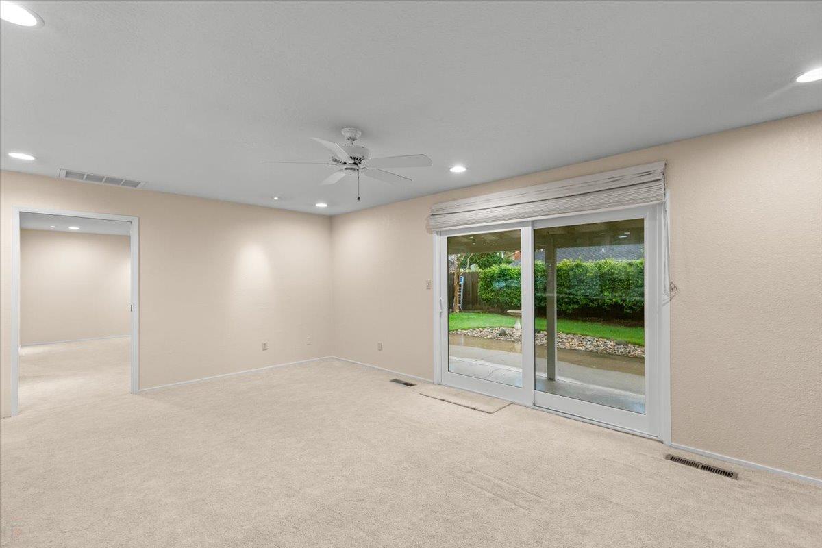 1912 Scarborough Ct, Modesto, CA 95355