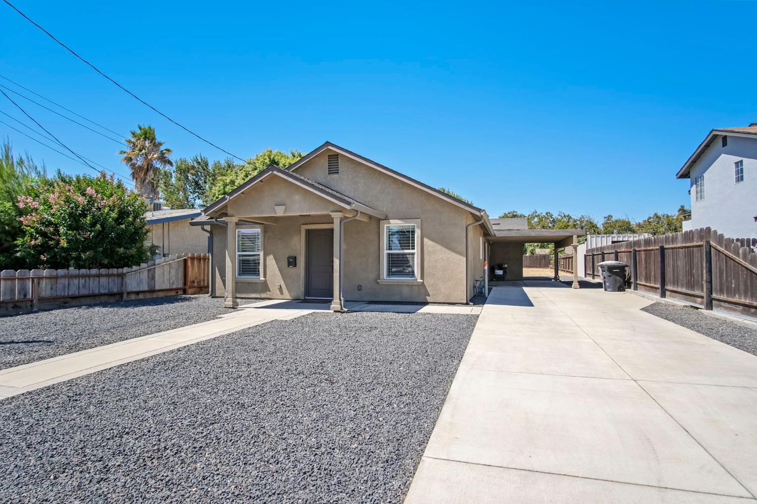 1529 Mitchell Ave, Escalon, CA 95320