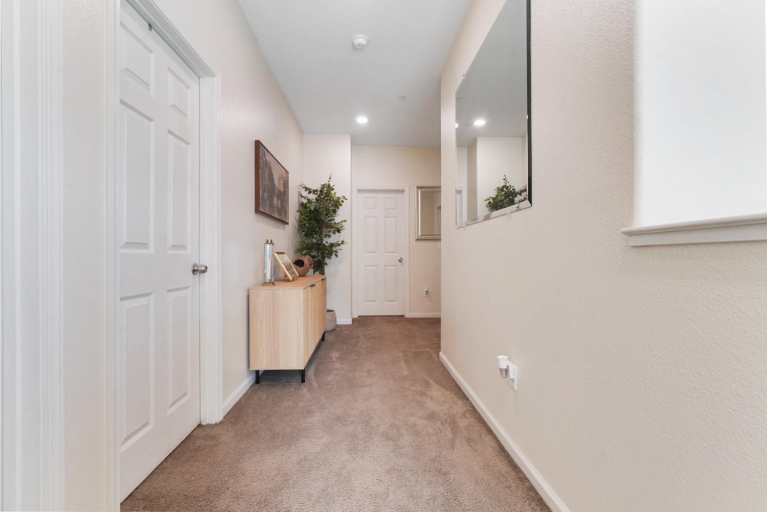 5713 Antique Rose Way, Riverbank, CA 95367