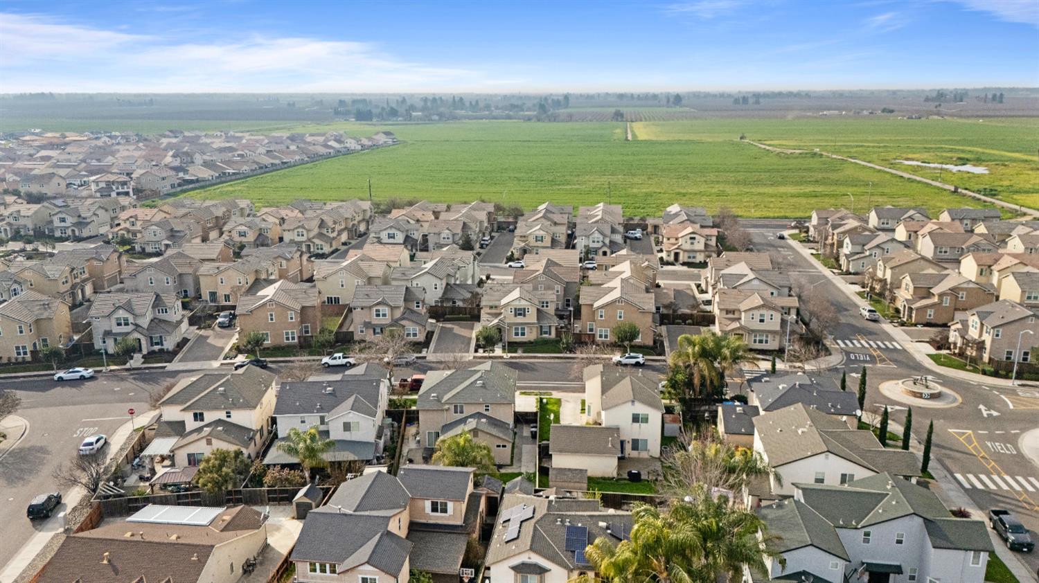 5713 Antique Rose Way, Riverbank, CA 95367