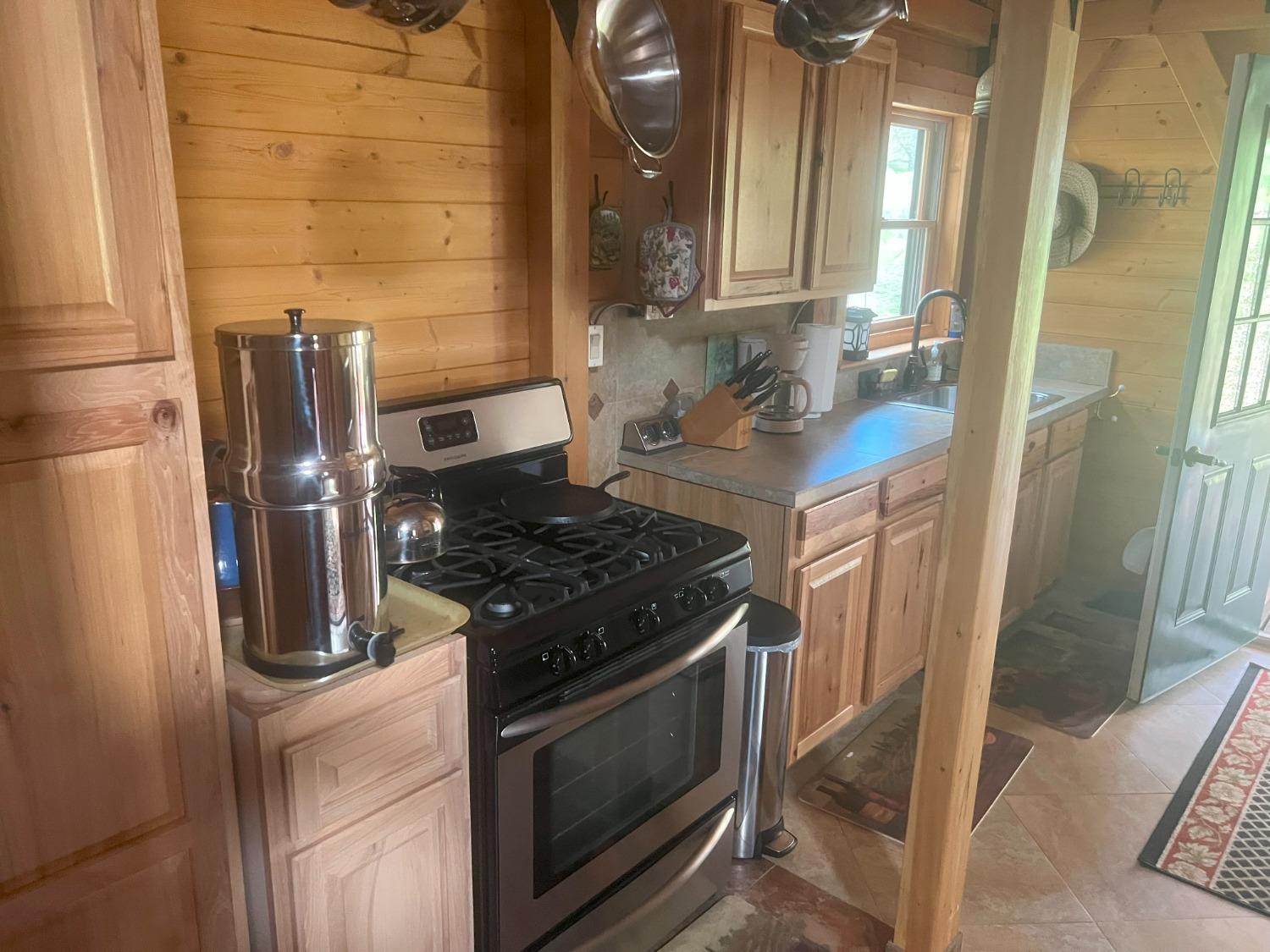 140040 Vincent Fire Road, Tollhouse, CA 93667