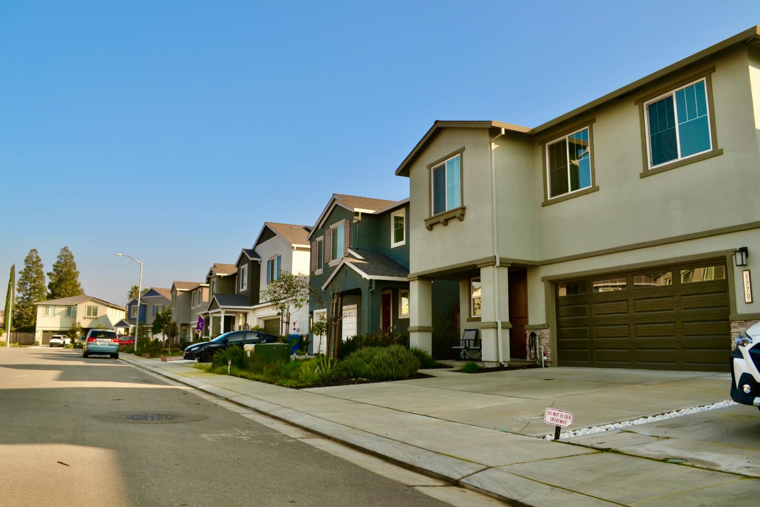 1770 Flaxen Ct, Manteca, CA 95337