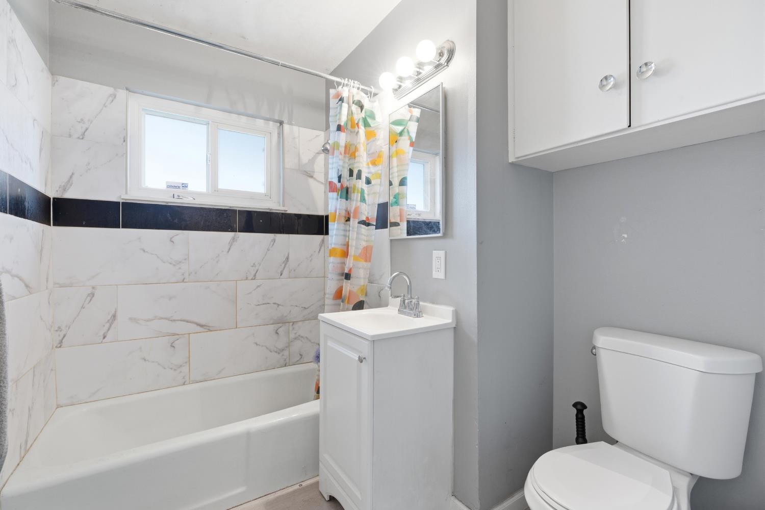 1322 Carver, Modesto, CA 95350