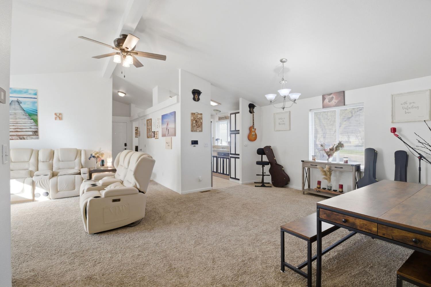 712 5th Ave, Gustine, CA 95322