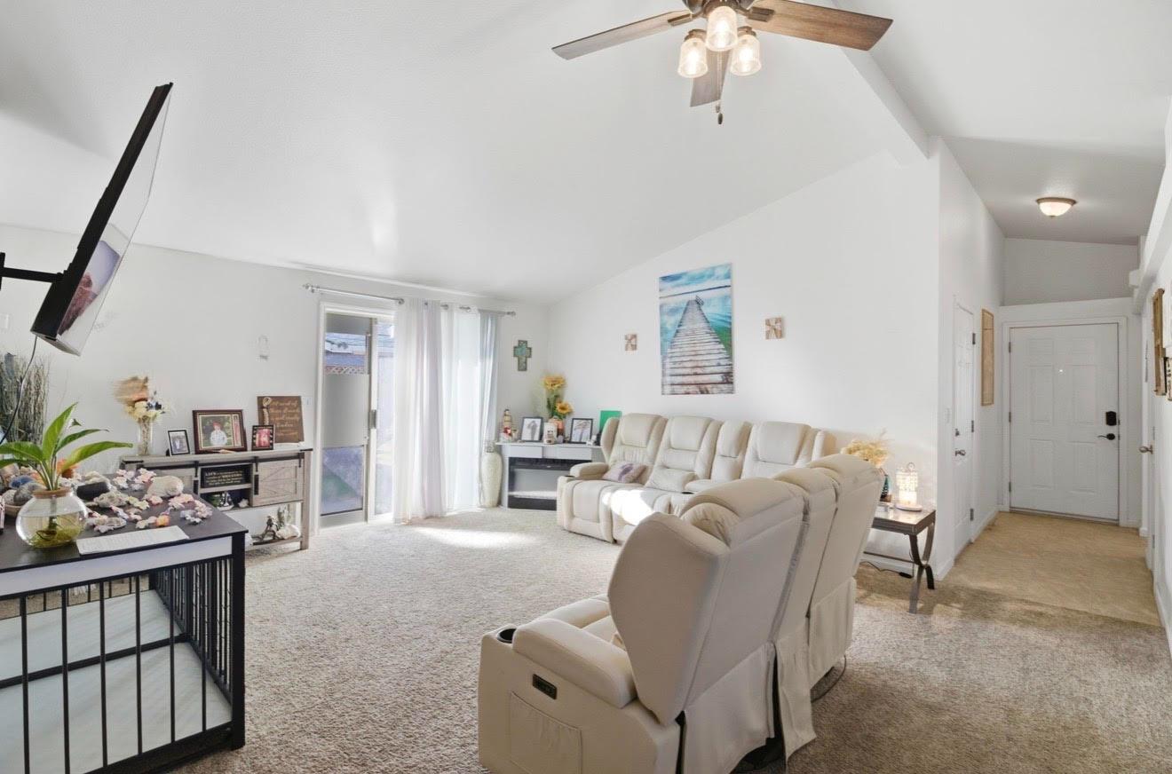 712 5th Ave, Gustine, CA 95322