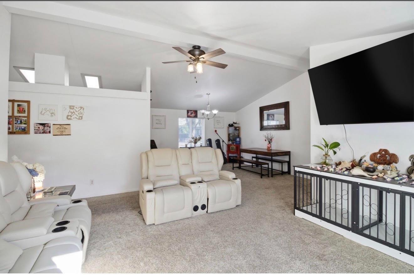 712 5th Ave, Gustine, CA 95322