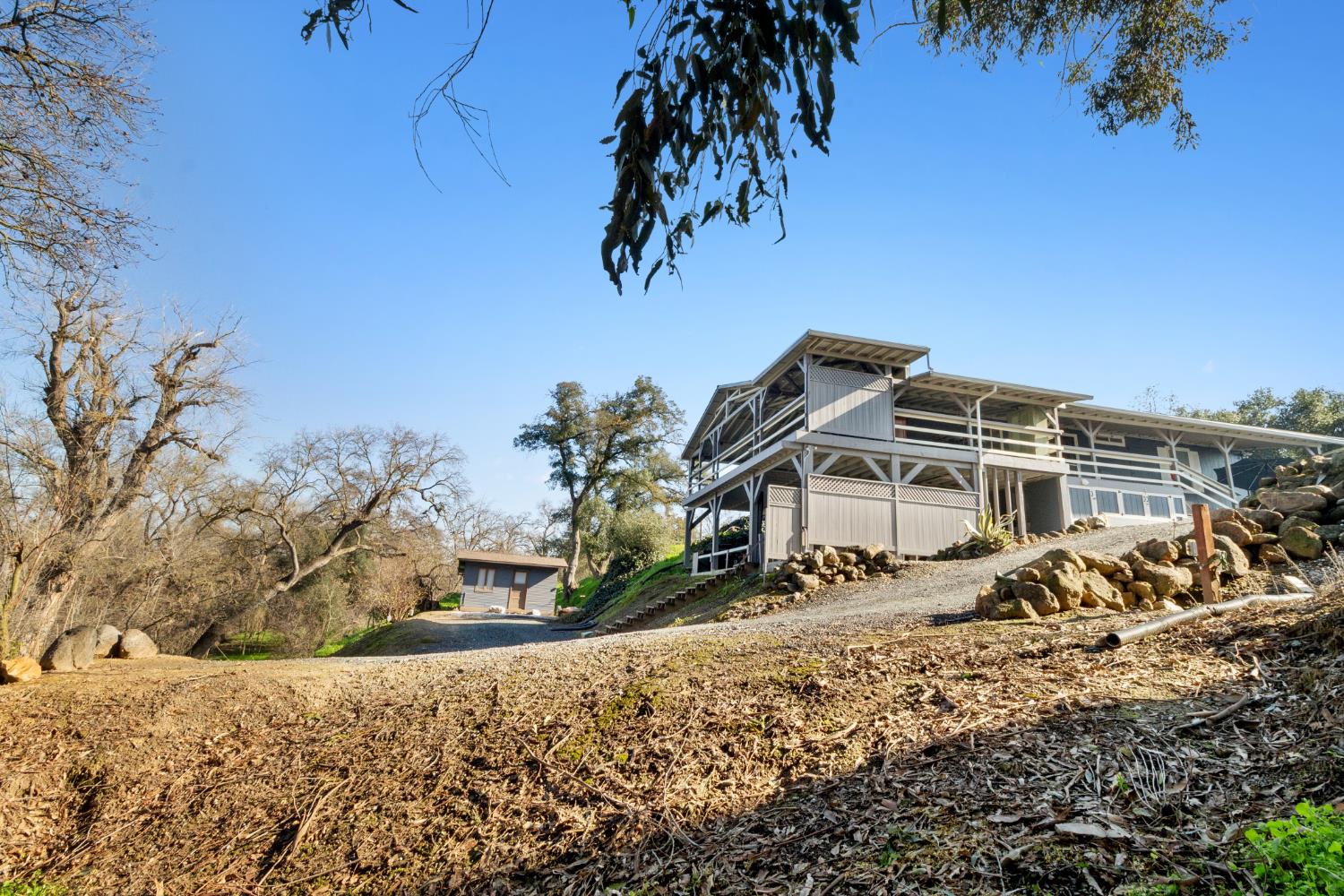 13355 Lancaster Rd, Oakdale, CA 95361