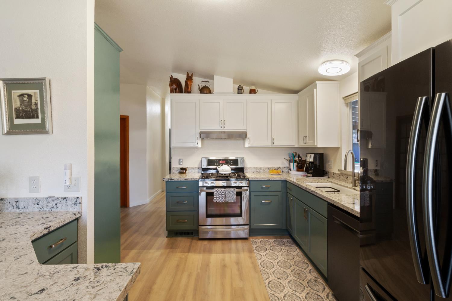 13355 Lancaster Rd, Oakdale, CA 95361