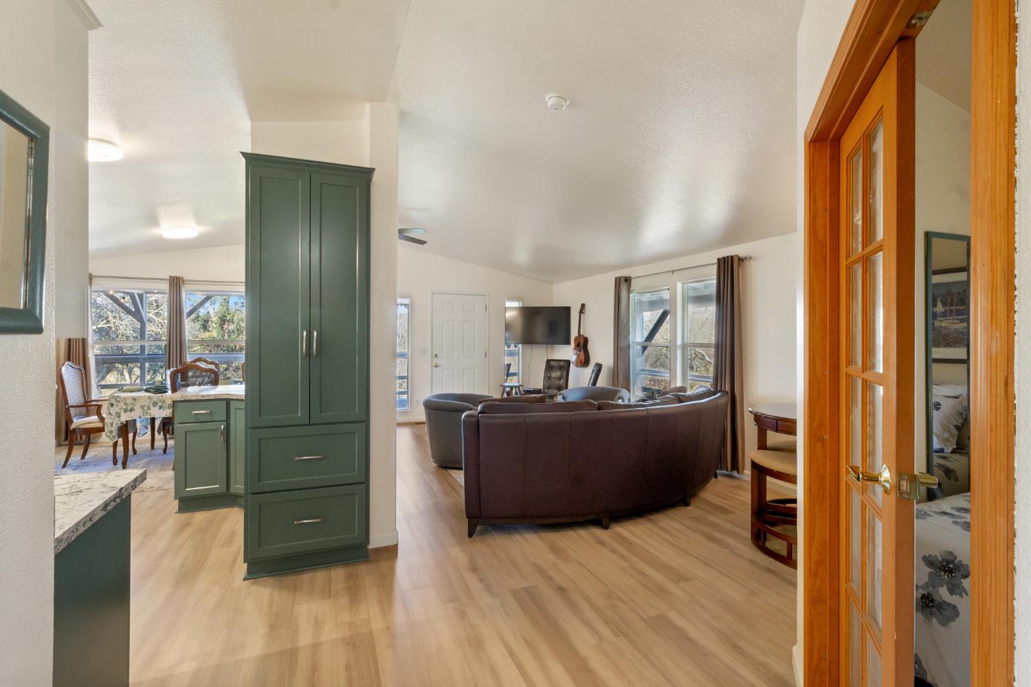 13355 Lancaster Rd, Oakdale, CA 95361