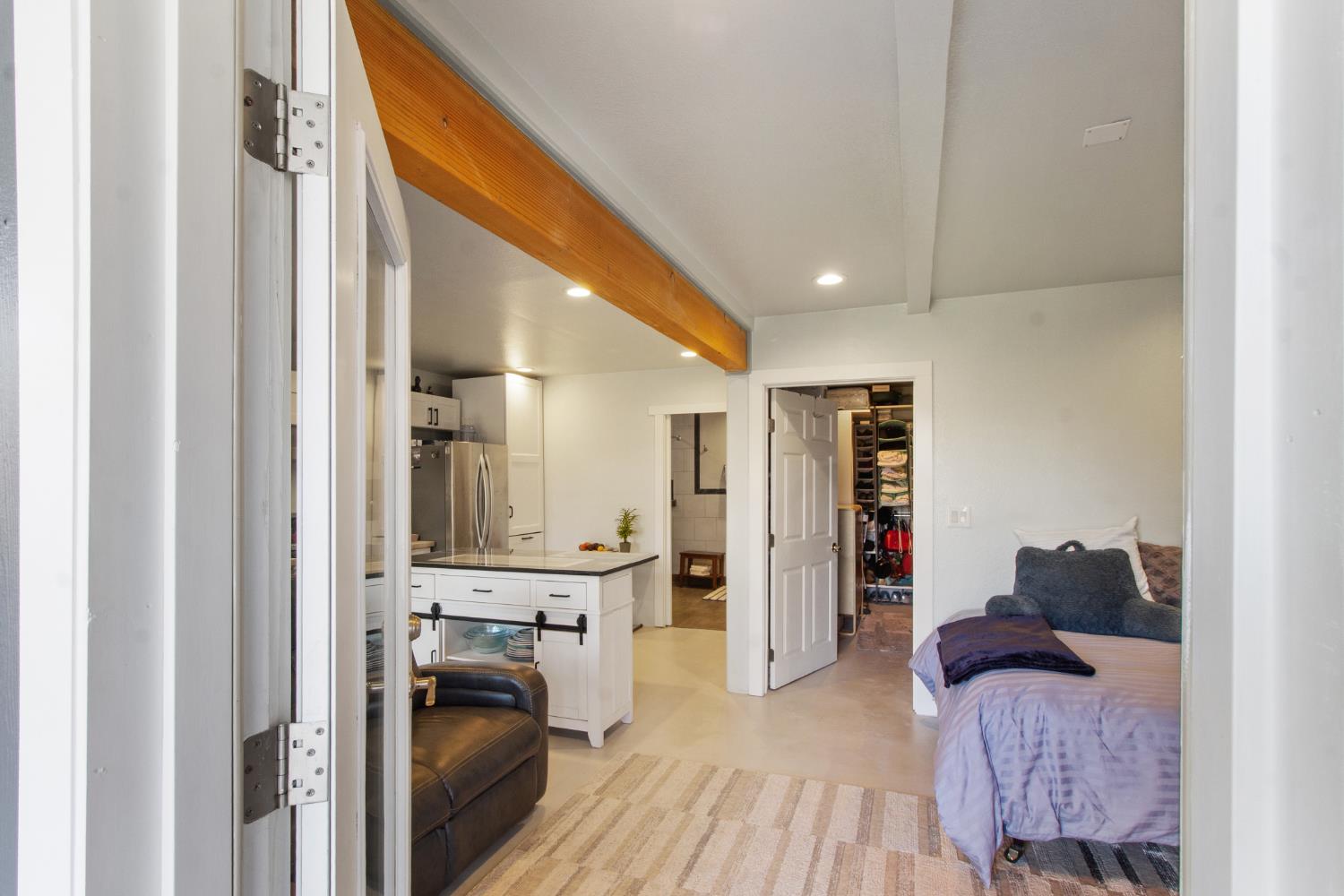 13355 Lancaster Rd, Oakdale, CA 95361