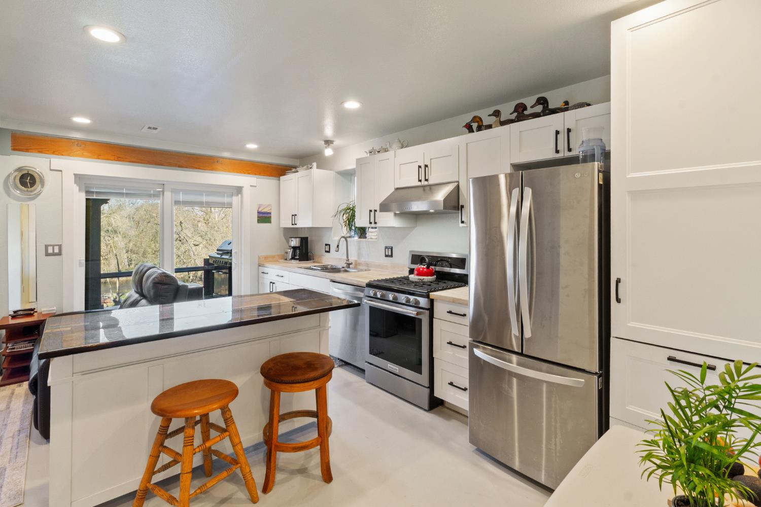 13355 Lancaster Rd, Oakdale, CA 95361