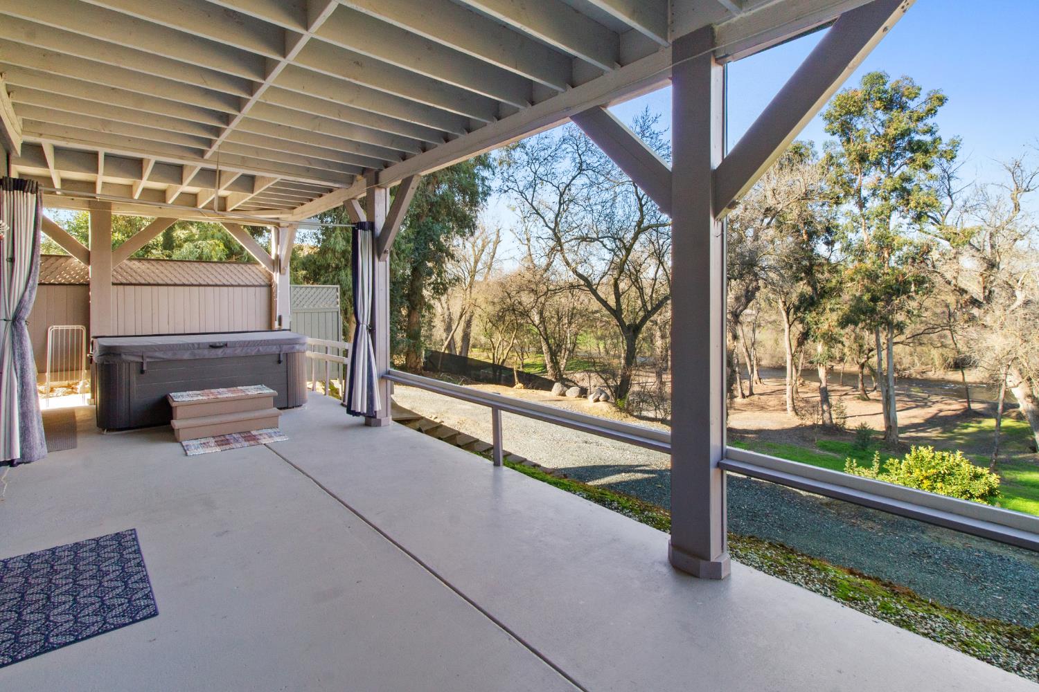 13355 Lancaster Rd, Oakdale, CA 95361