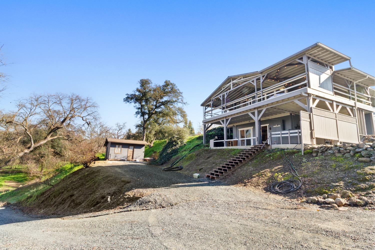 13355 Lancaster Rd, Oakdale, CA 95361