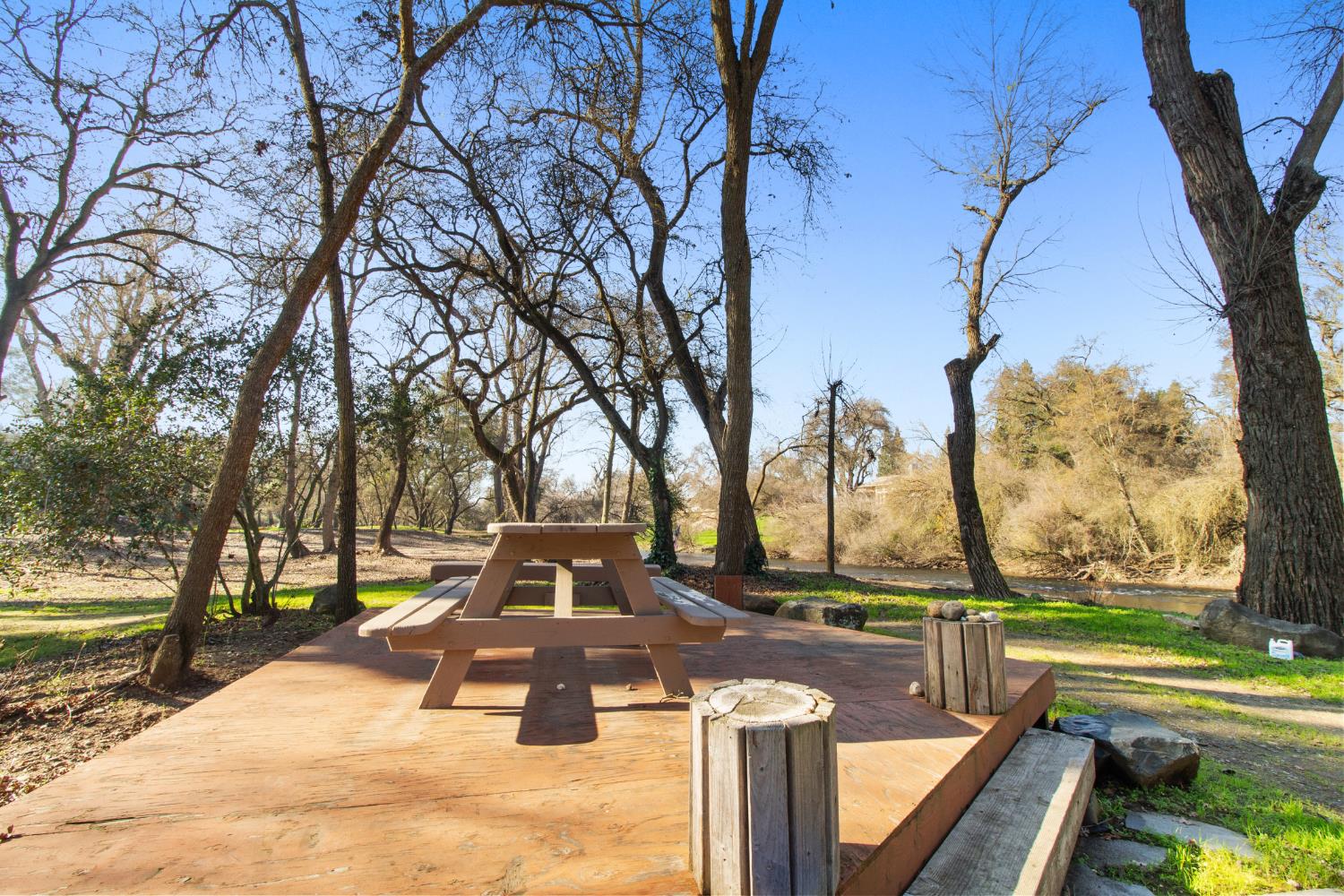 13355 Lancaster Rd, Oakdale, CA 95361