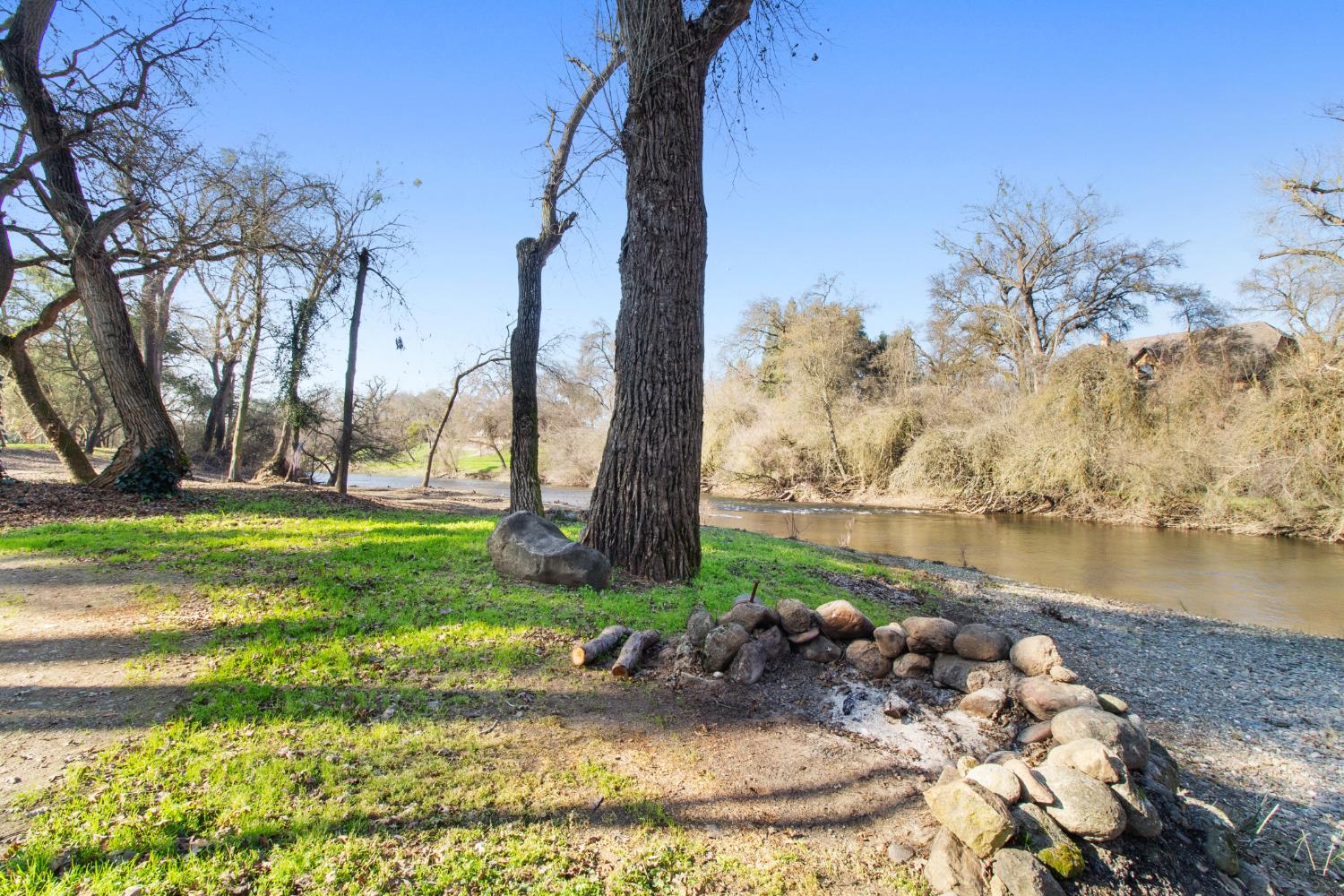 13355 Lancaster Rd, Oakdale, CA 95361