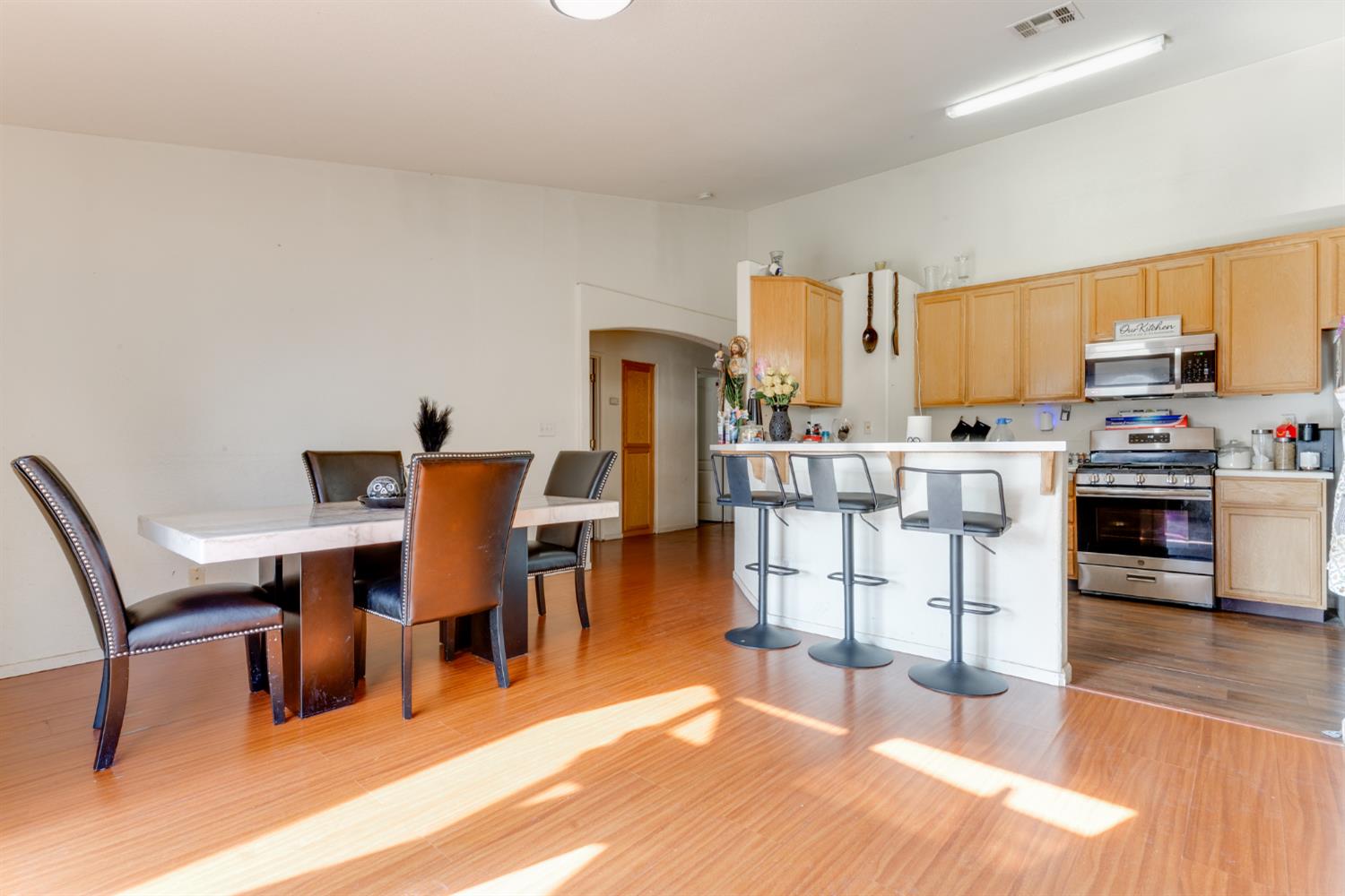 2083 W Antley St, Merced, CA 95348