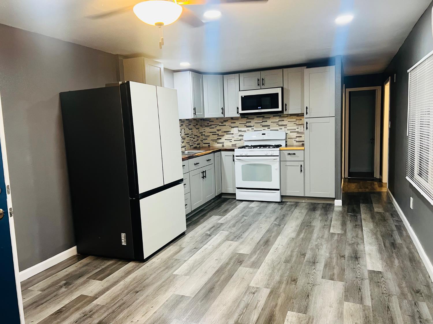 4024 Mchenry Ave #141, Modesto, CA 95356