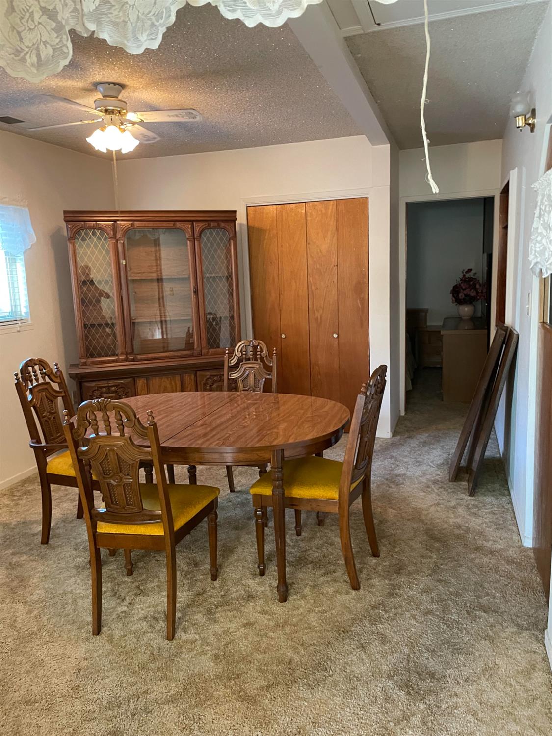 1506 Mitchell, Escalon, CA 95320