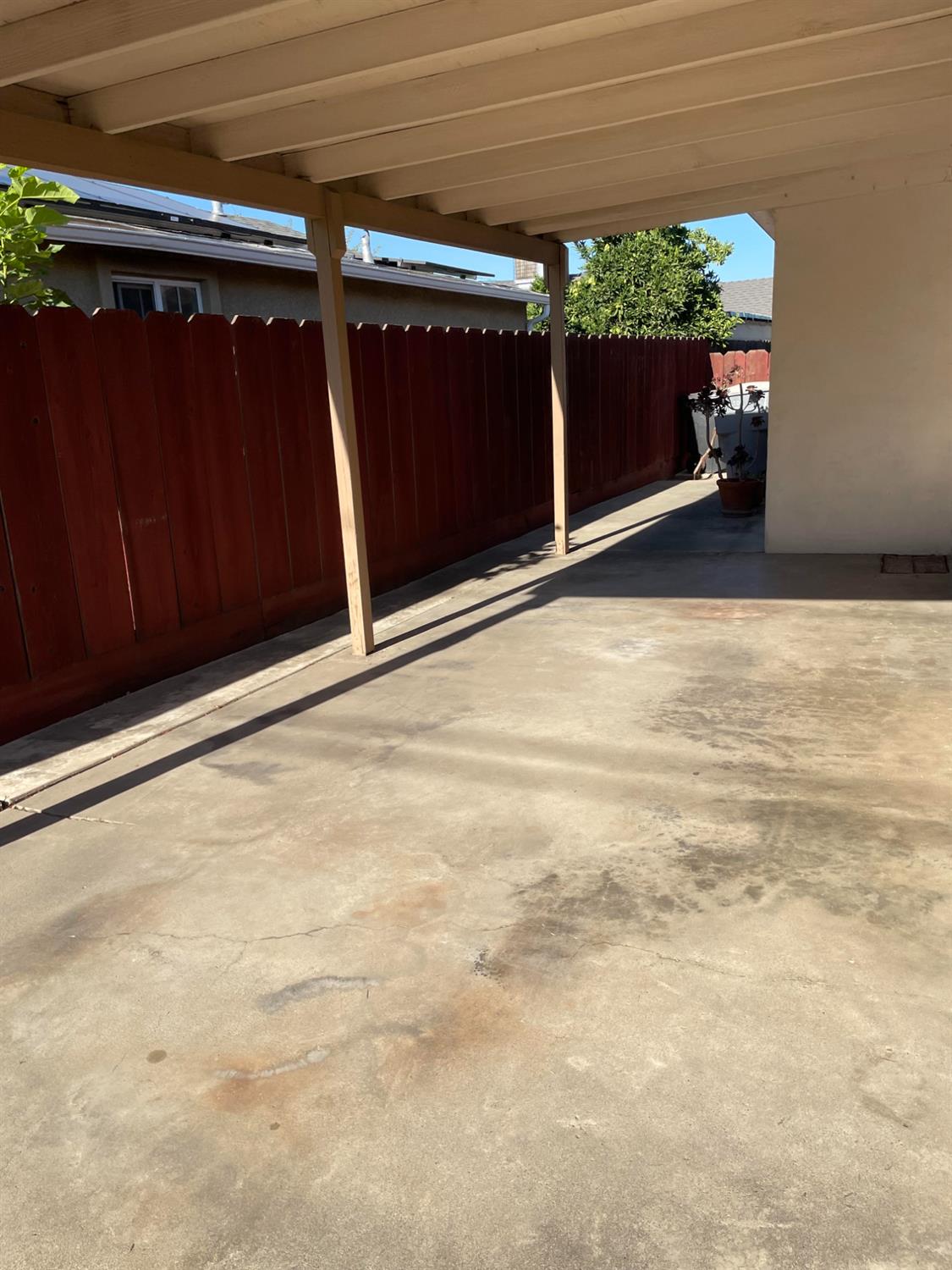 1506 Mitchell, Escalon, CA 95320