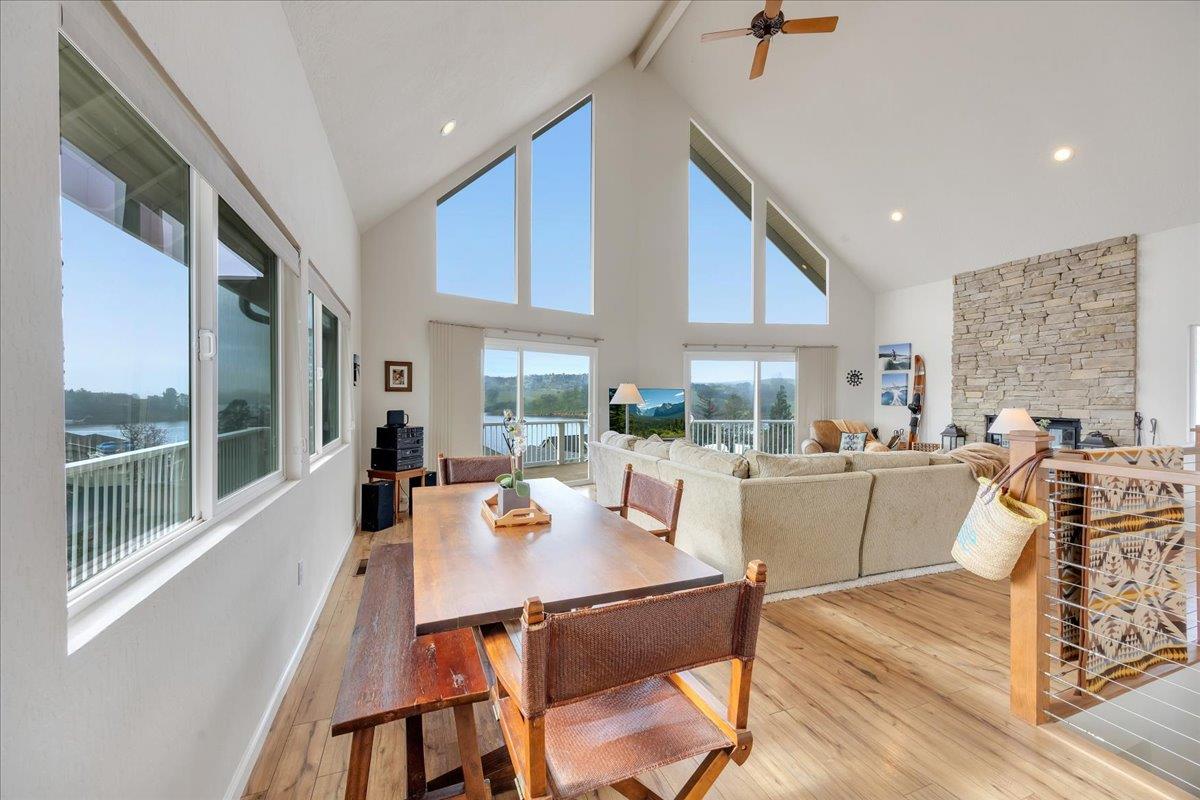 935 Foothill Rd, Copperopolis, CA 95228